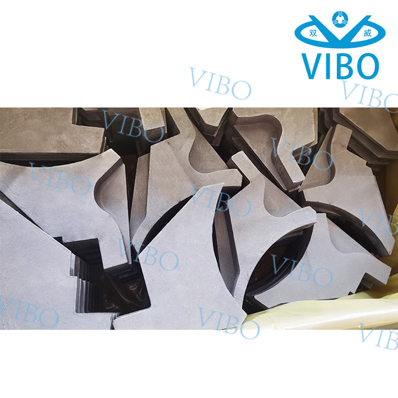cheek plate(tungsten carbide+mild steel)4