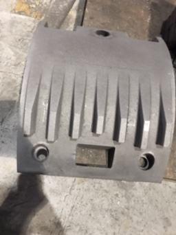 Breakage Resistance Customized Logo White Iron Bi Metal Casting 1